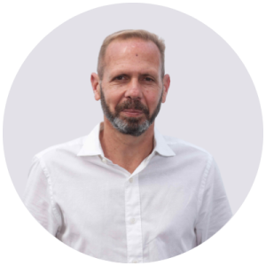 נועם גולד - סמנכ״ל הקבוצה ומנהל תחום הגיל השלישי